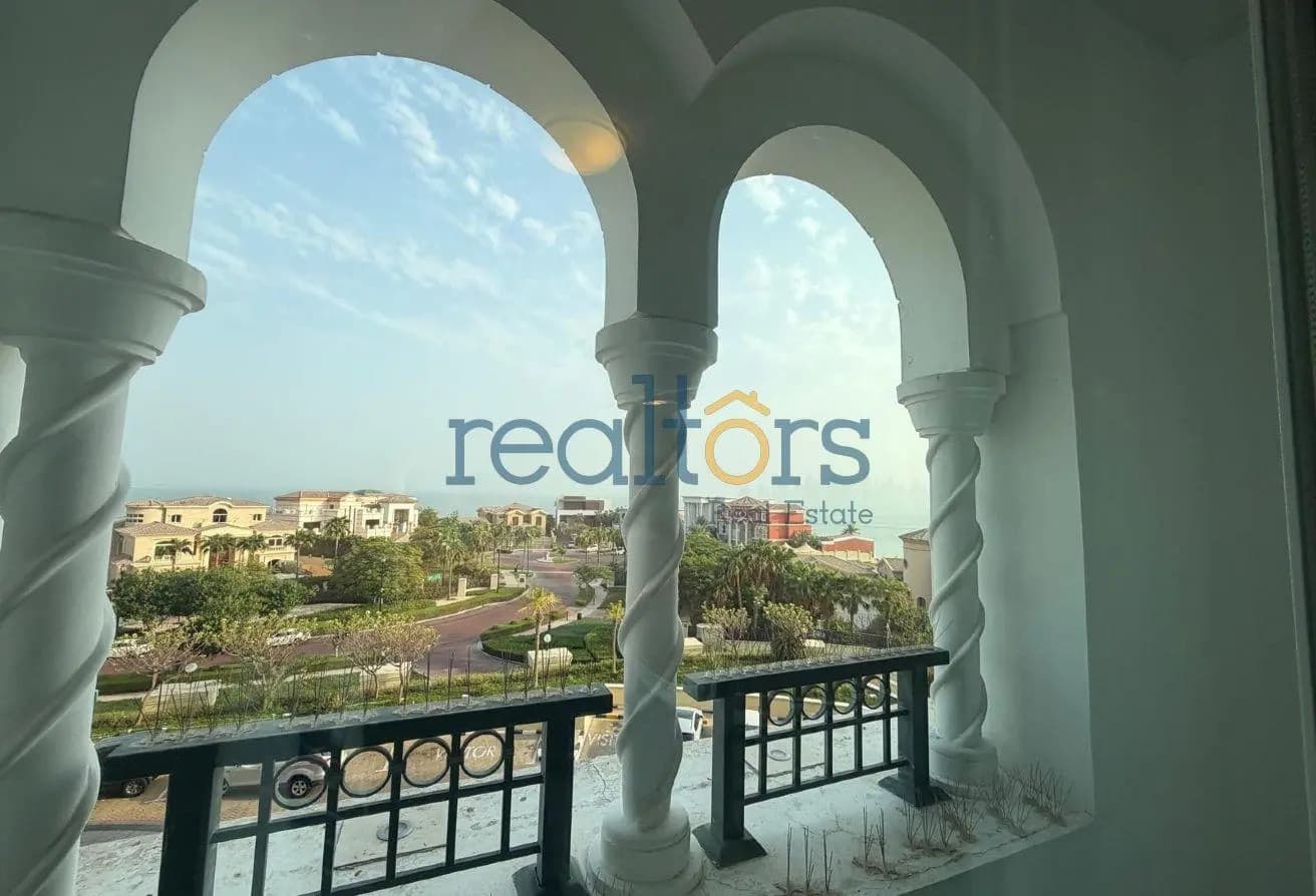 Hot Price | Sea View 2BR FF | 2 Parking