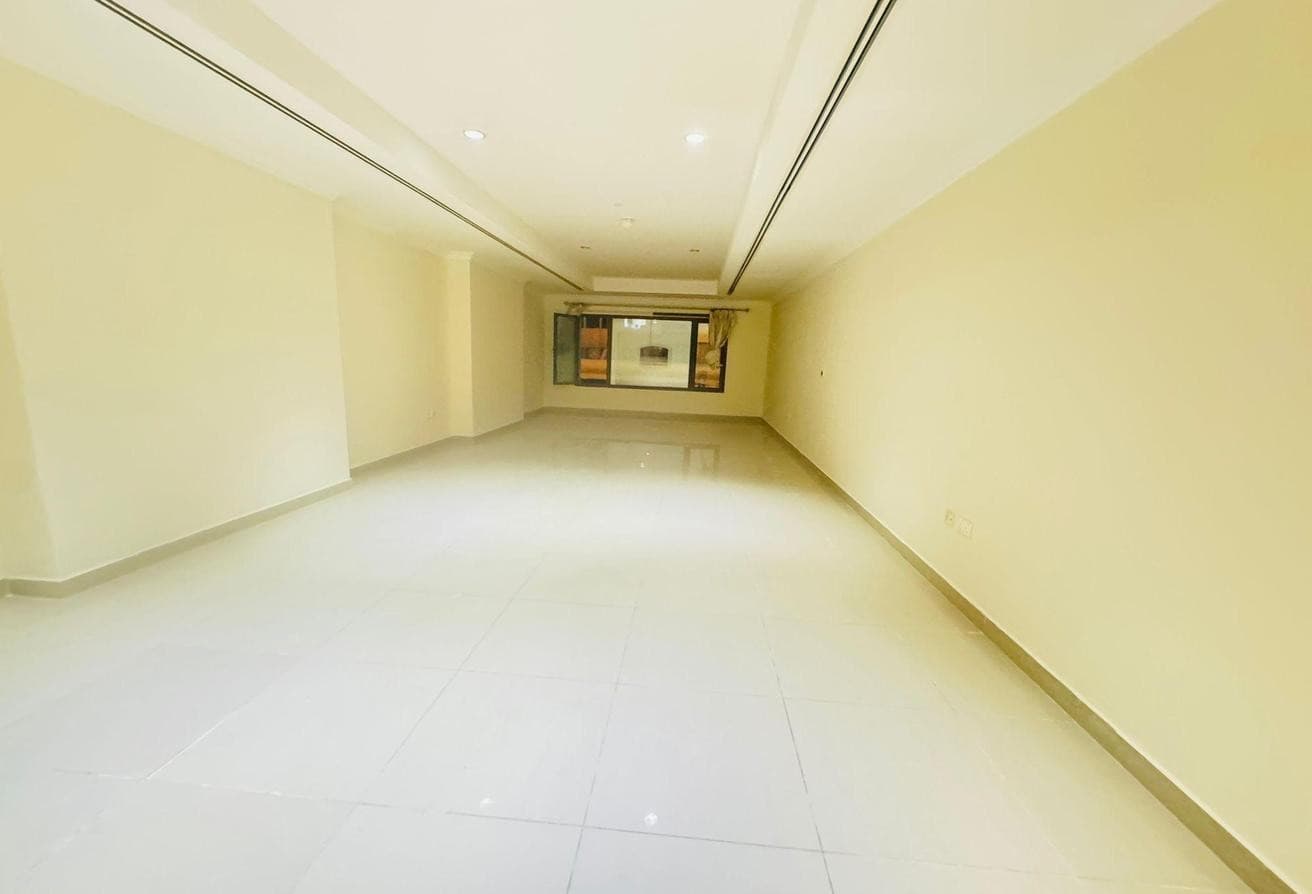 Luxury STUDIO SEMi FURNISHED| PORTO ARABIA