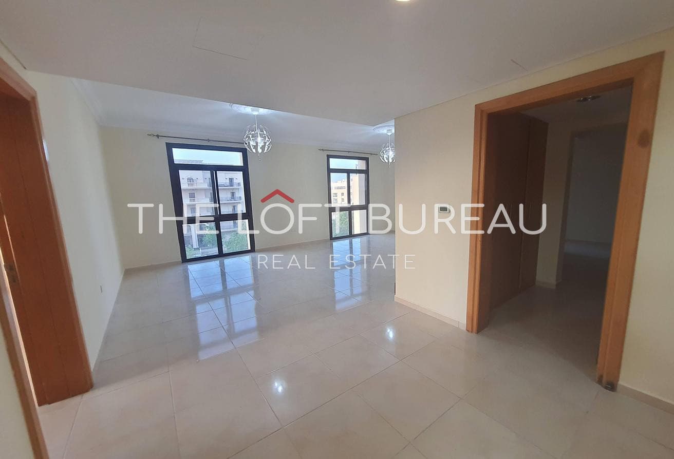 Tenanted | Title Deed | Walkable Tram station