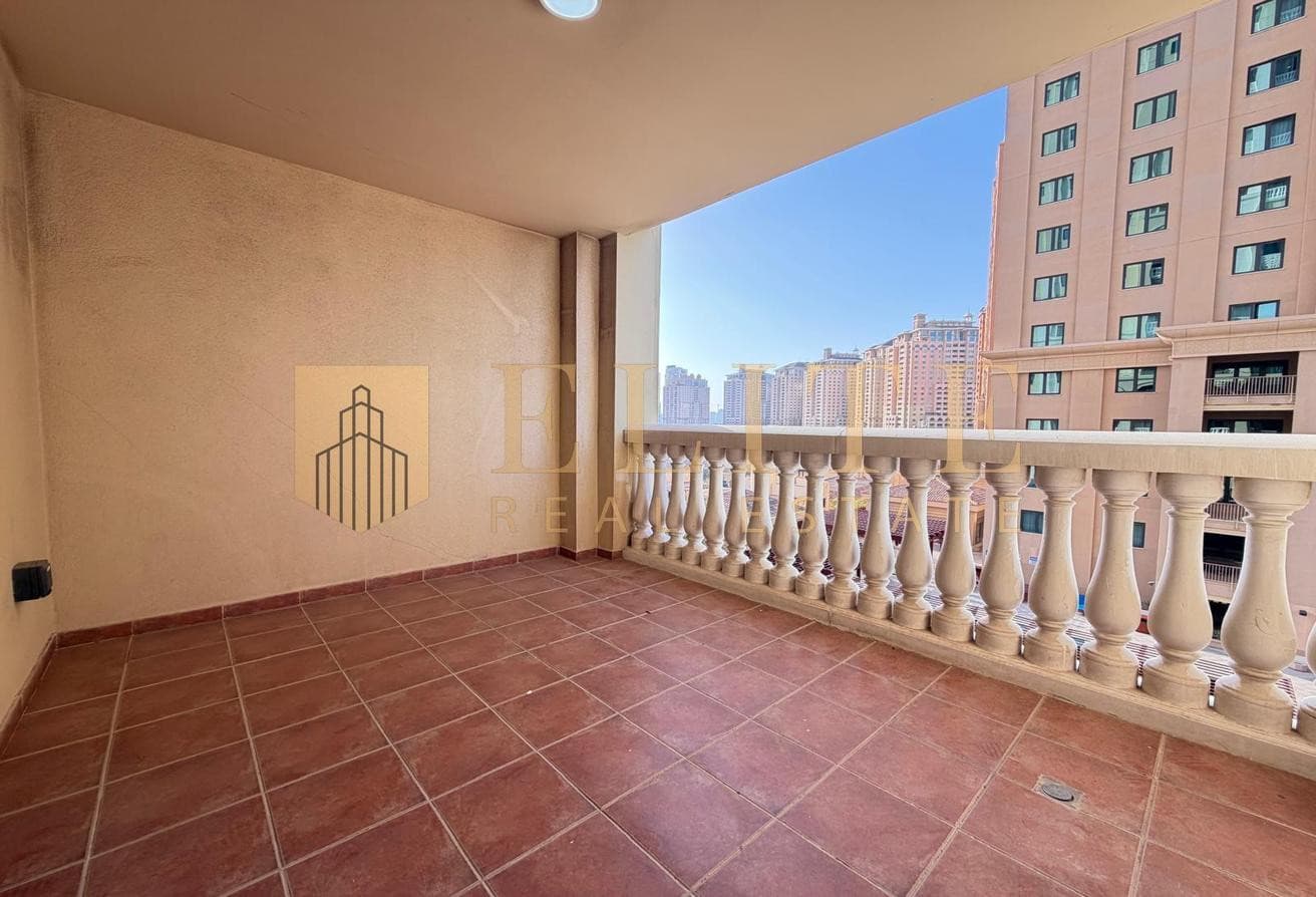 Fully Furnishe Studio Fully Furnished Porto Arabia