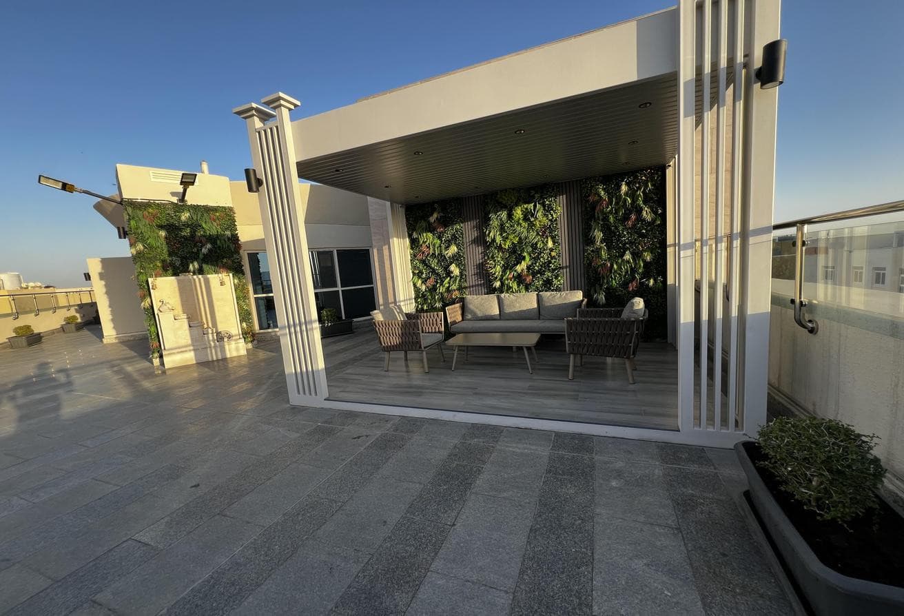 INCLUDING ALL BILLS LUXURY 2 BHK HOTEL APART
