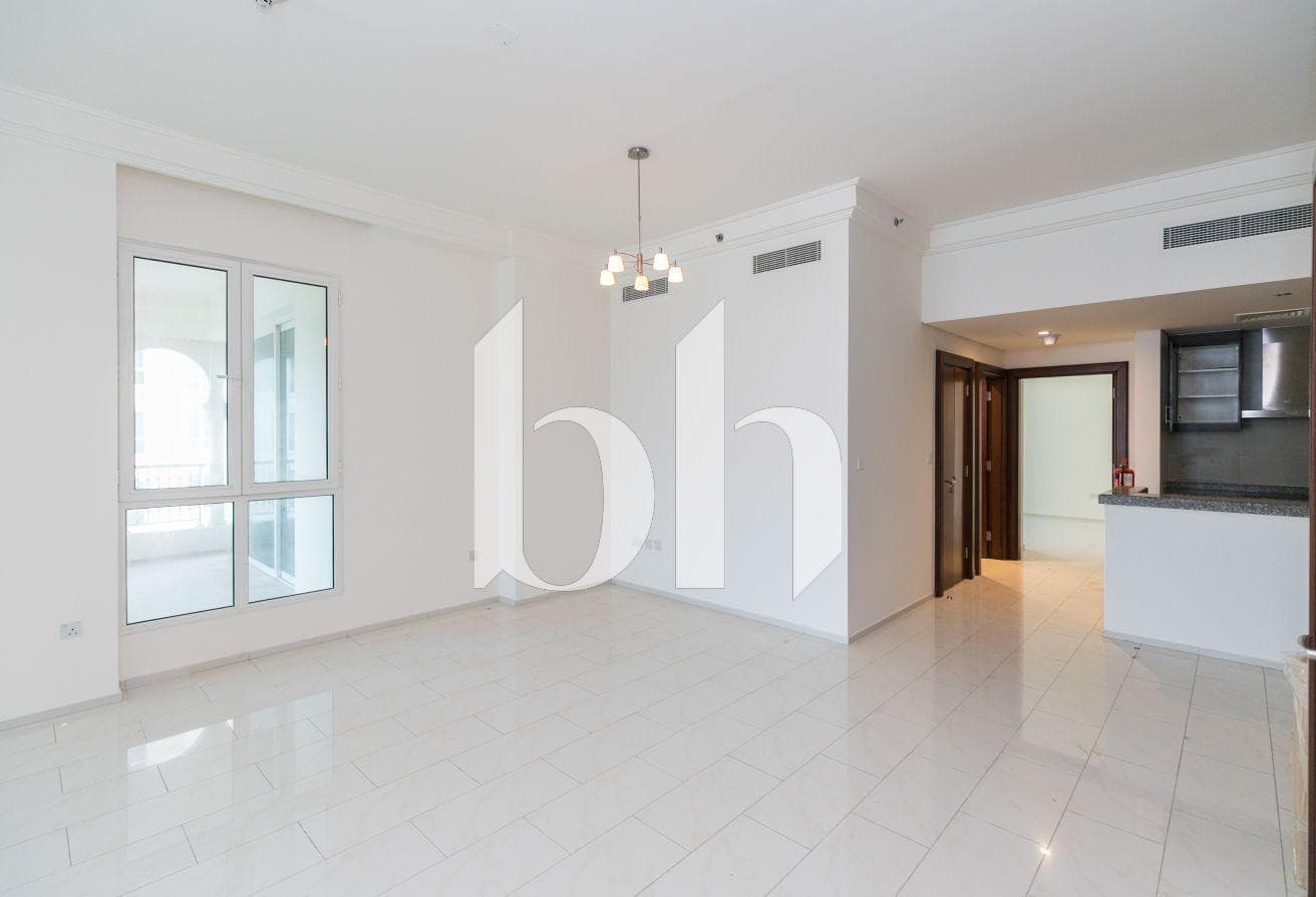 SPACIOUS LAYOUT | 2BRS | SF | BEACH ACCESS