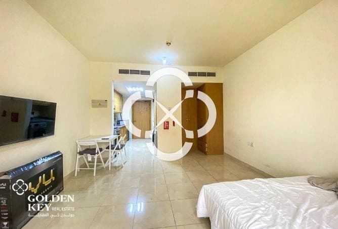 FF - Studio w/ Balcony | Bills Included | Foxhills