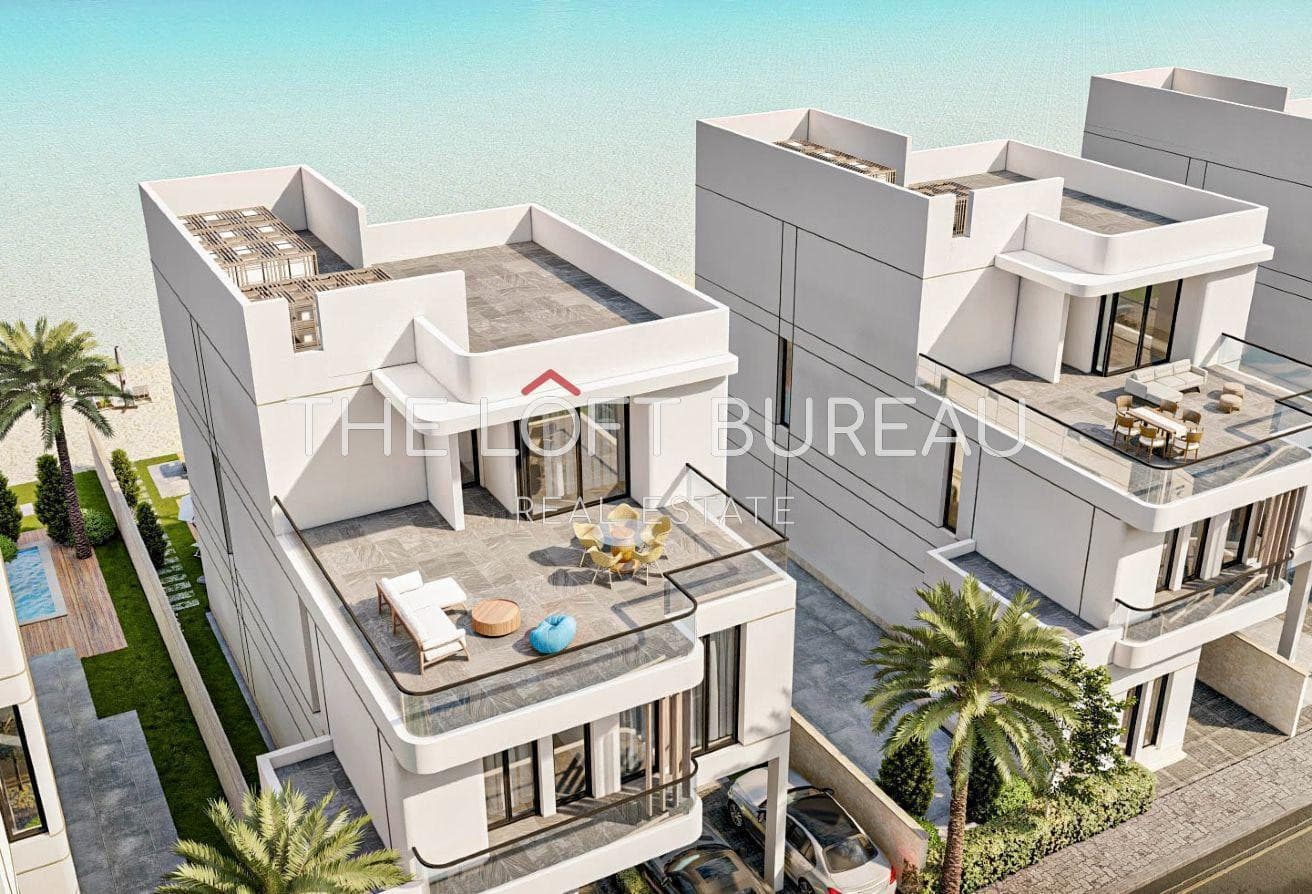 Luxury Sea View 5 BHK Villa | 7 Year PP | FREEHOLD