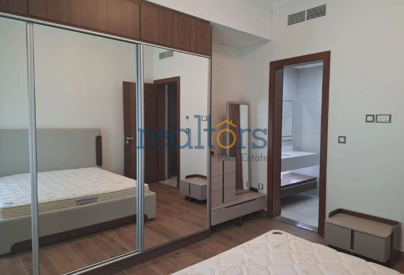 Beautiful FF Two bedroom including W&E