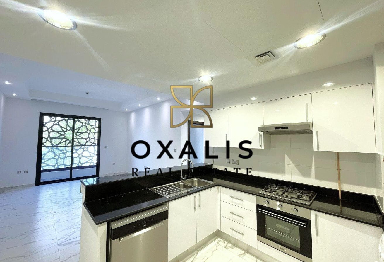 FOR SALE !! 2 BHK IN FOX HILLS | READY APARTMENT