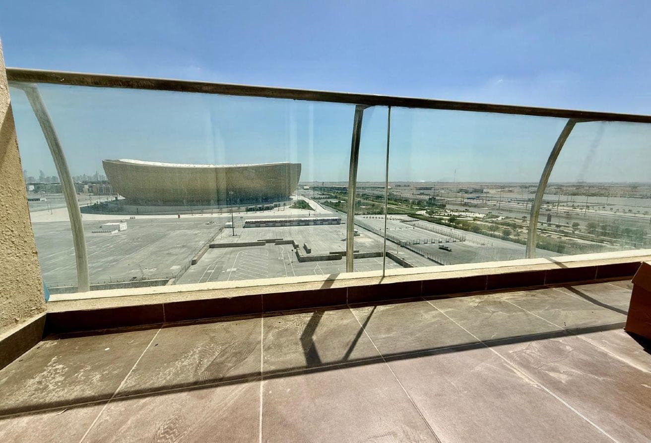Stadium View - Spacious 2Bedrooms - Furnished