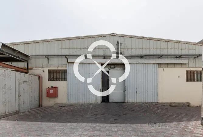 3 Cold Storage Rooms – Ideal for Perishables