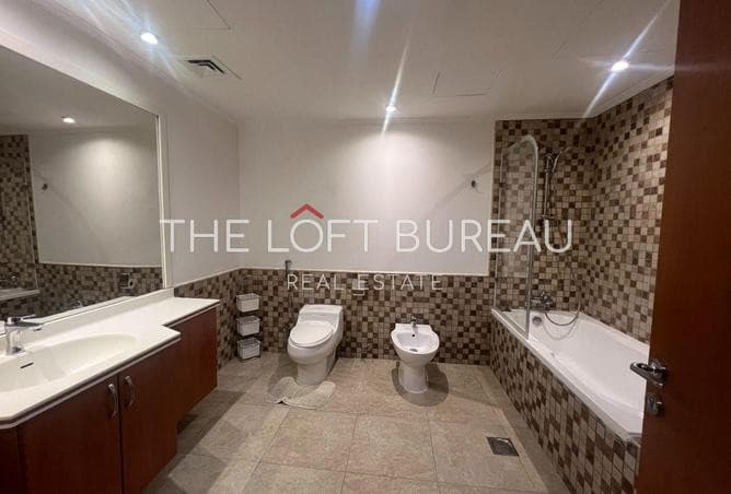 TITLE DEED || RENTED || HIGH FLOOR 2 BEDROOM ||