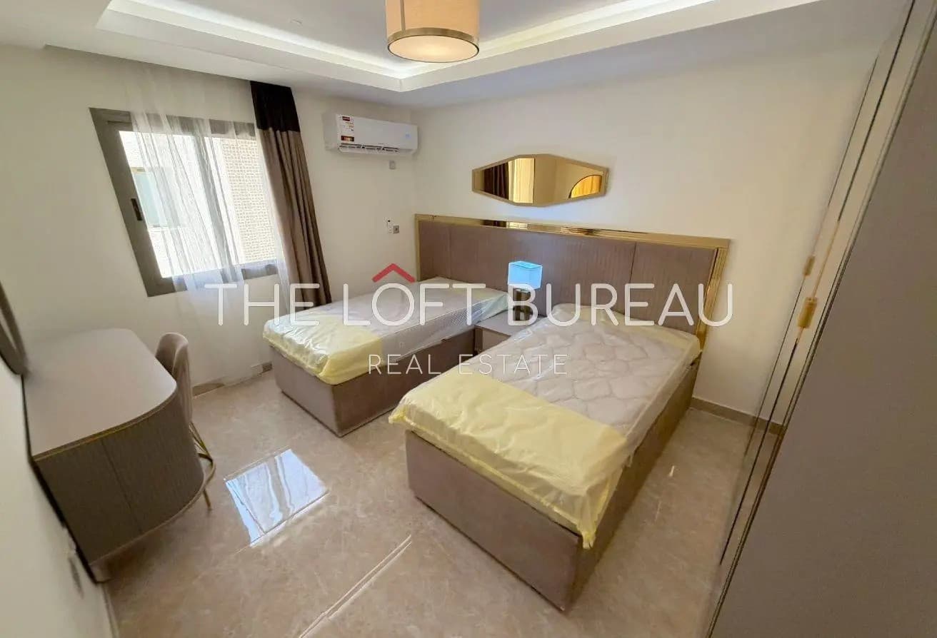 6 BEDROOM VILLA| TITLE DEED AVAILABLE| FREEHOLD|