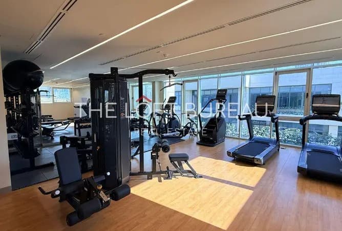 No Commission! 6 Years PP! Sea View 2BR+Maid !