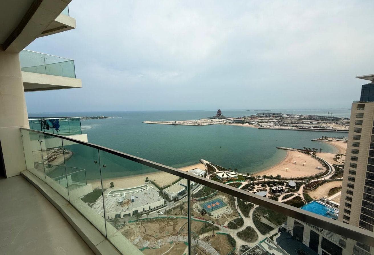 LUXURY 2 BHK FURNISHED APARTMENT SEA VIEW