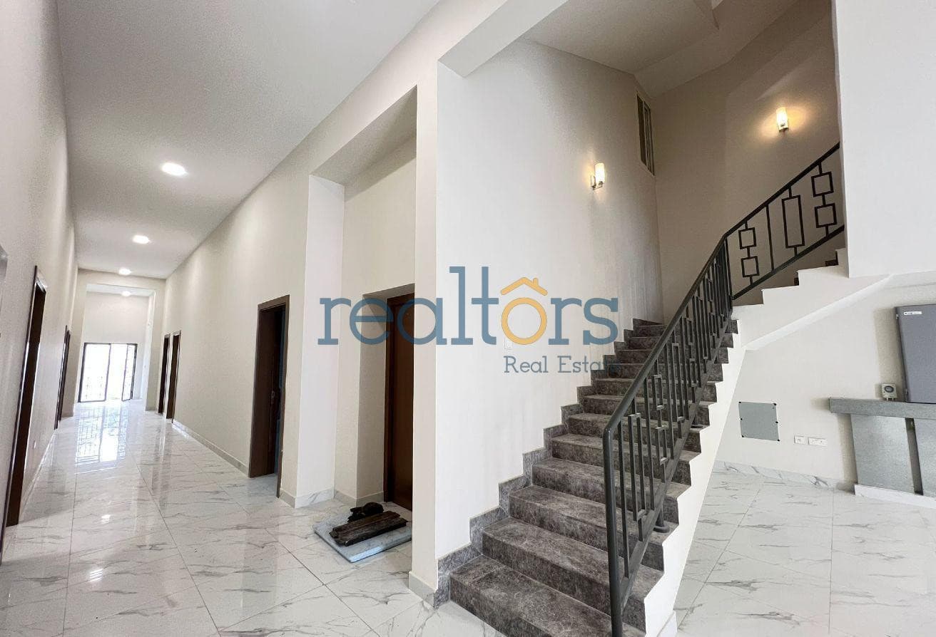 11 BEDS Brand New Female Staff Villa for One Com