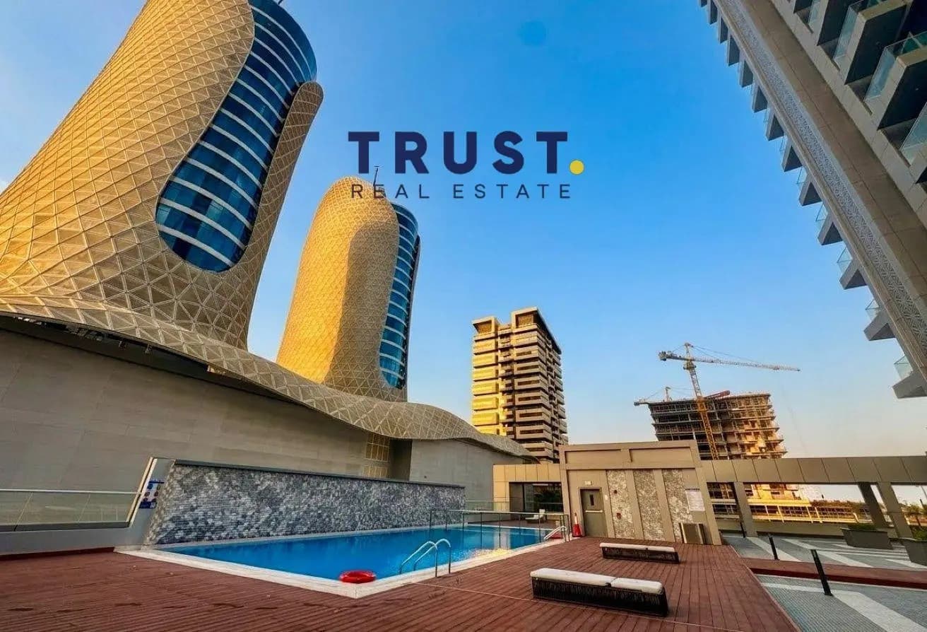 2 BR Apartment in Lusail Marina with Shared Pool