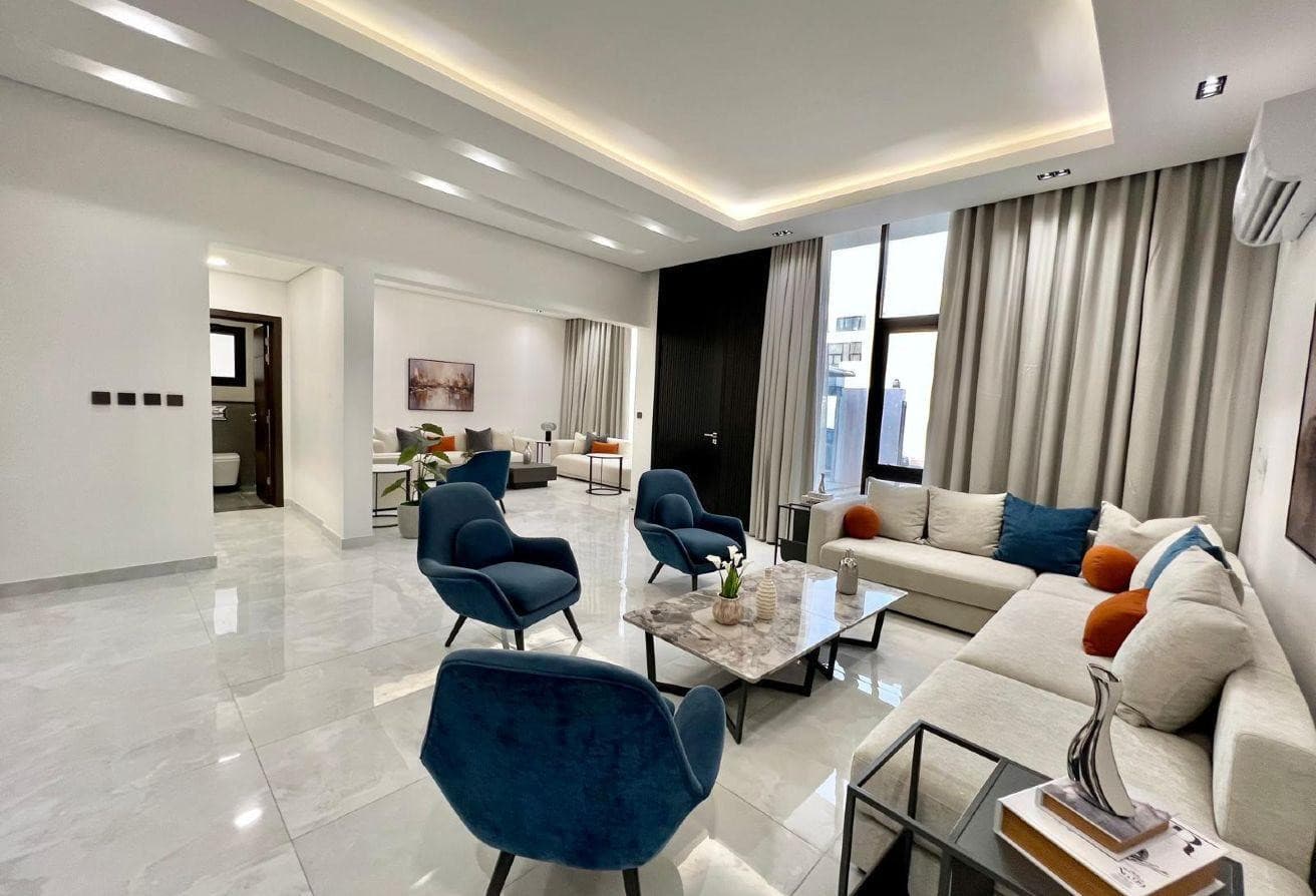 BRAND NEW / LUXURY VILLA 6 BEDROOMS