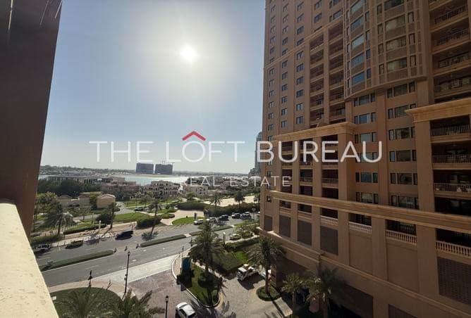 One Bedroom |Prime Location Porto | Huge Balcony