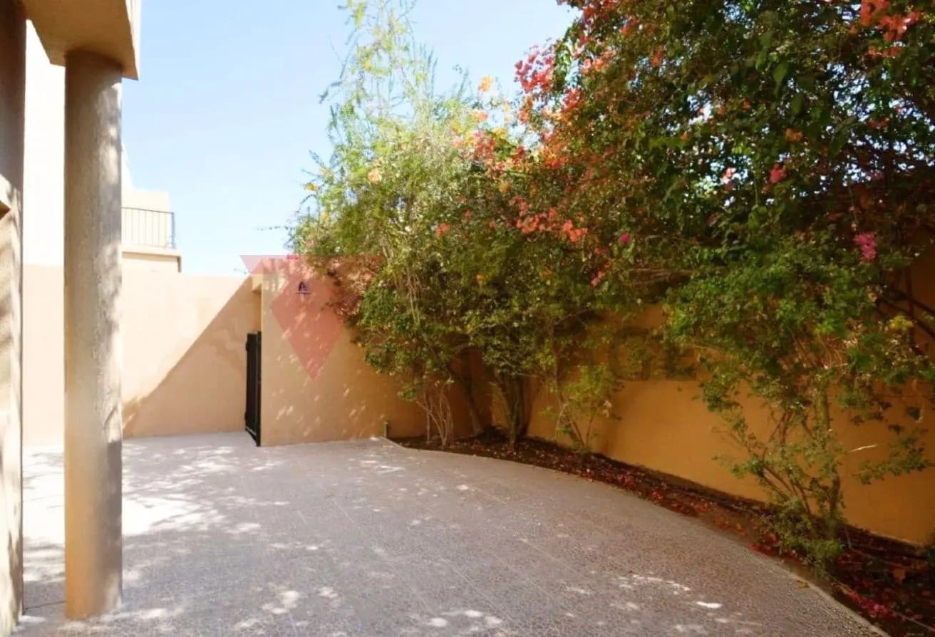 SPACIOUS 3 BHK | COMPOUND VILLA | BEST AMENITIES