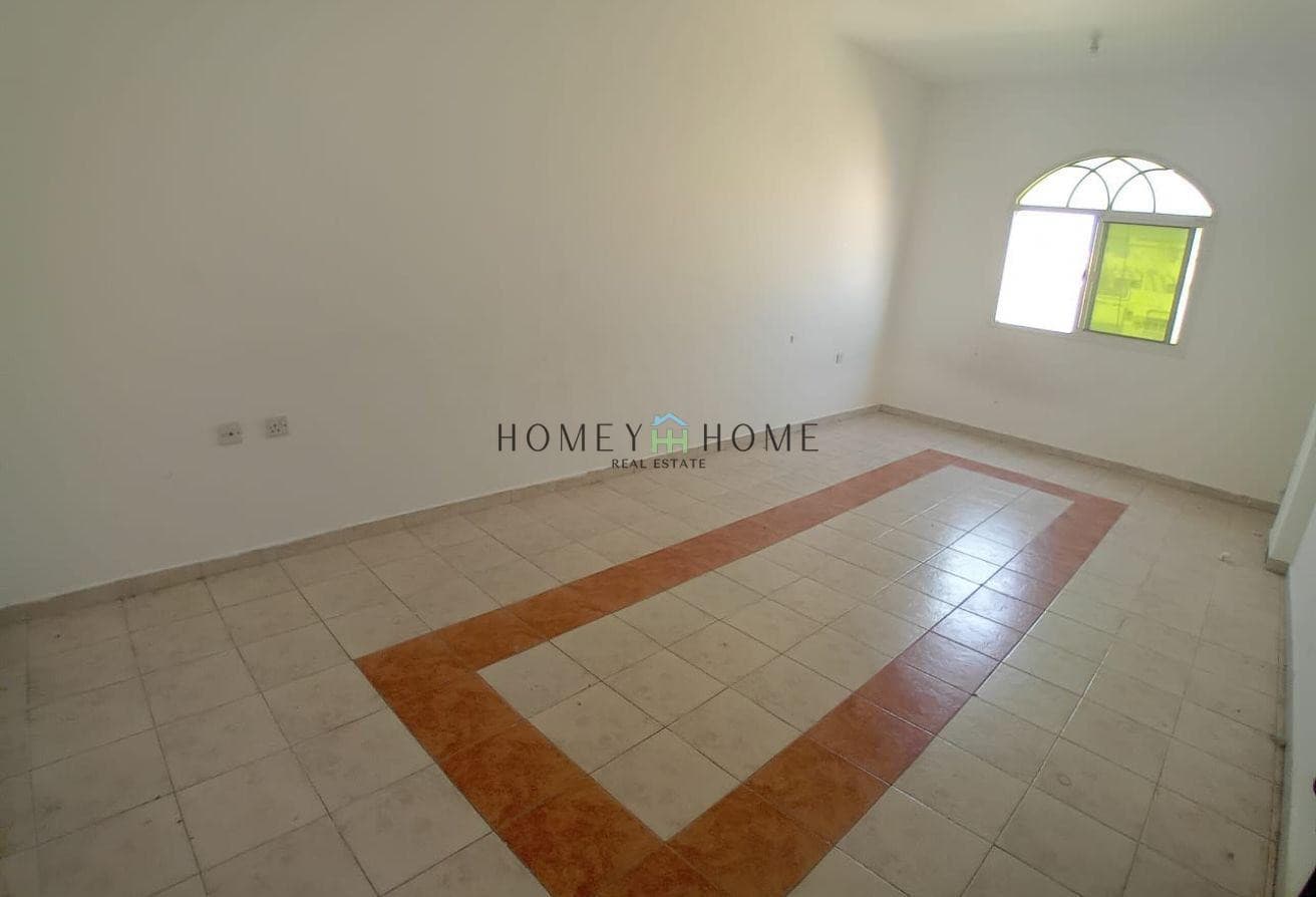 Unfurnished 2 bhk in Mansoura for Rent