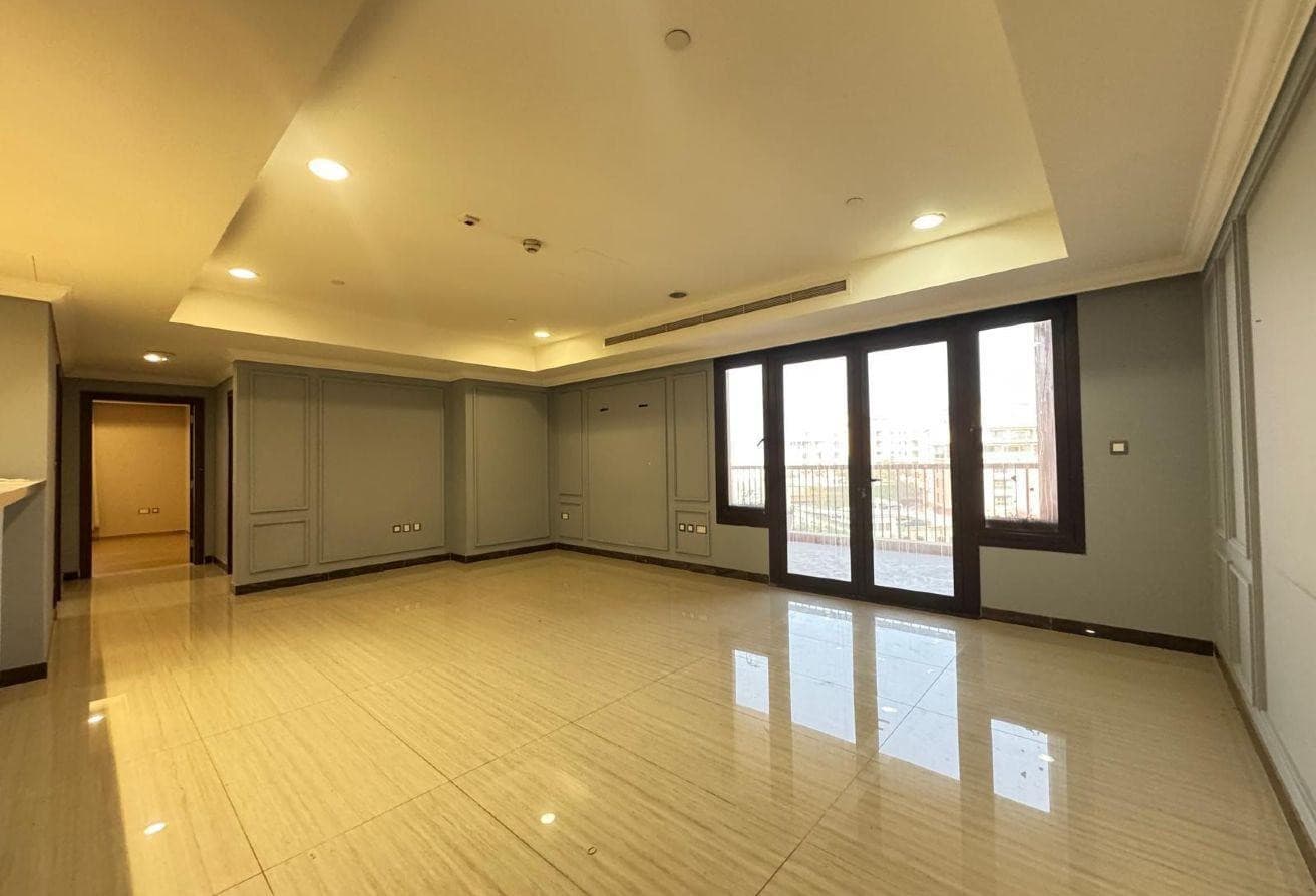 STYLISH MARINA LIVING – SPACIOUS 2BHK APT+BALCONY