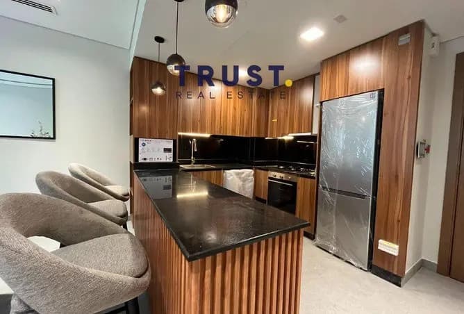 Furnished Studio Apartment with Landmark View