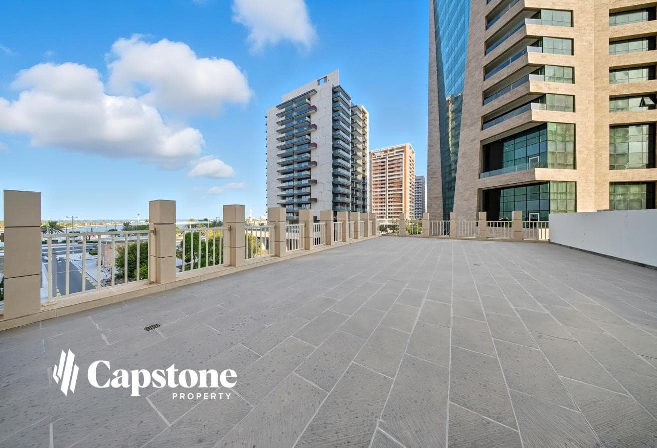 BILLS INCLUDED | HUGE TERRACE | 284 SQM