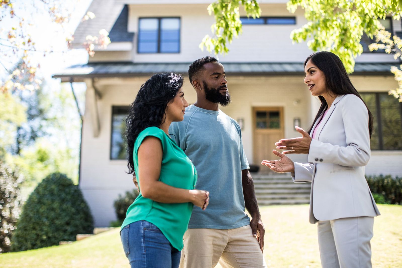Get a Buyer’s Agent to Save Your Money